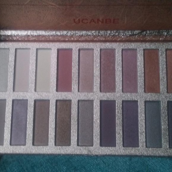 20 Colors Nude Pigmented Shimmer Matte Long Lasting Blendable Eyeshadow Palette - Picture 5 of 9